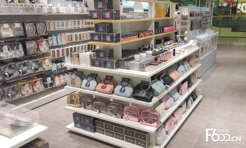 潮趣集結(jié)，名堂小鎮(zhèn)潮品店加盟廣告設(shè)計方案